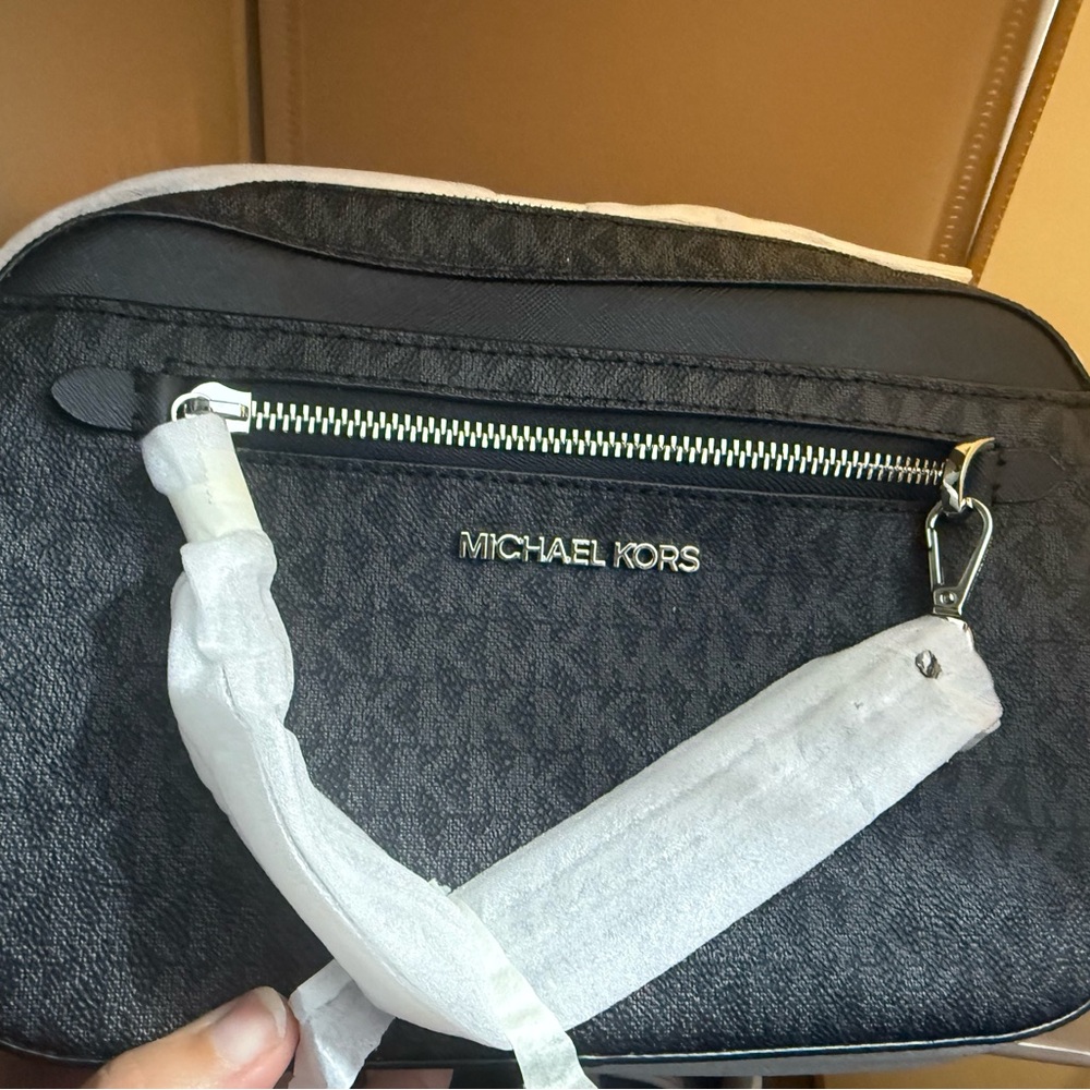 Michael Kors Crossbody Purse
